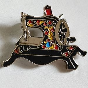 Vintage Clotilde#3 Sewing Machine Collectable Broch